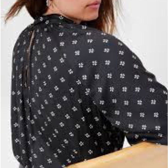 Gap Silk Mockneck Blouse, | Size S Tall - Picture 4 of 7